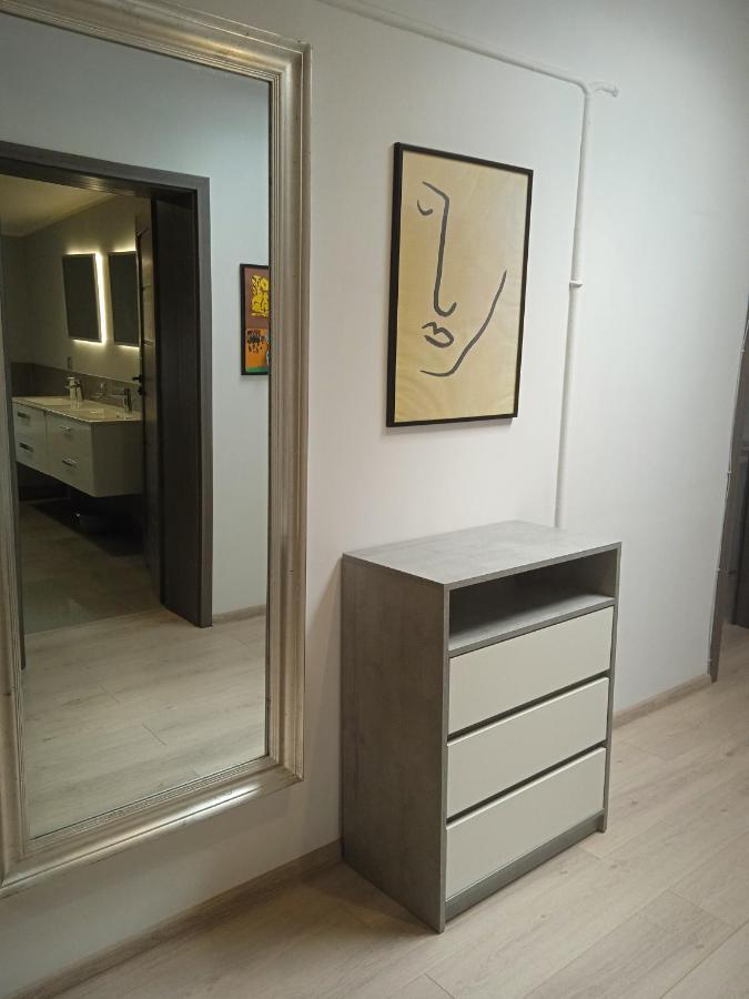 Wolska 80m2 - 7 People, 3 Apartmán Vratislav