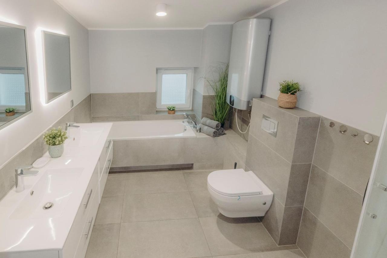 Apartmán Wolska 80m2 - 7 People, 3 *
