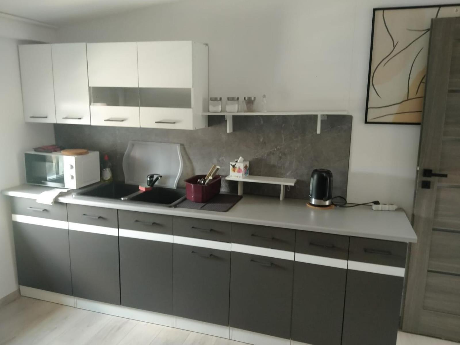 Wolska 80m2 - 7 People, 3 Apartament *